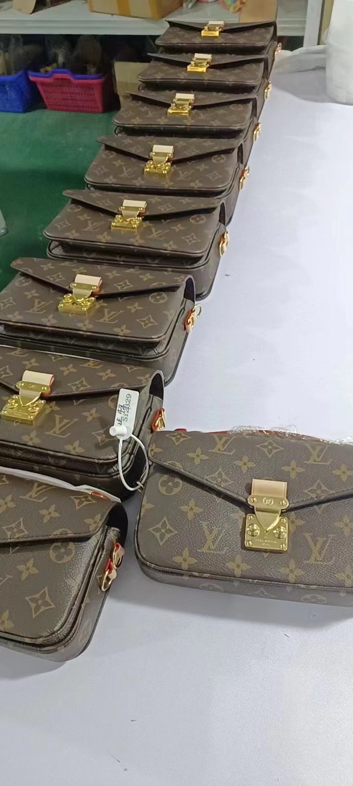 LV bag handcrafting process